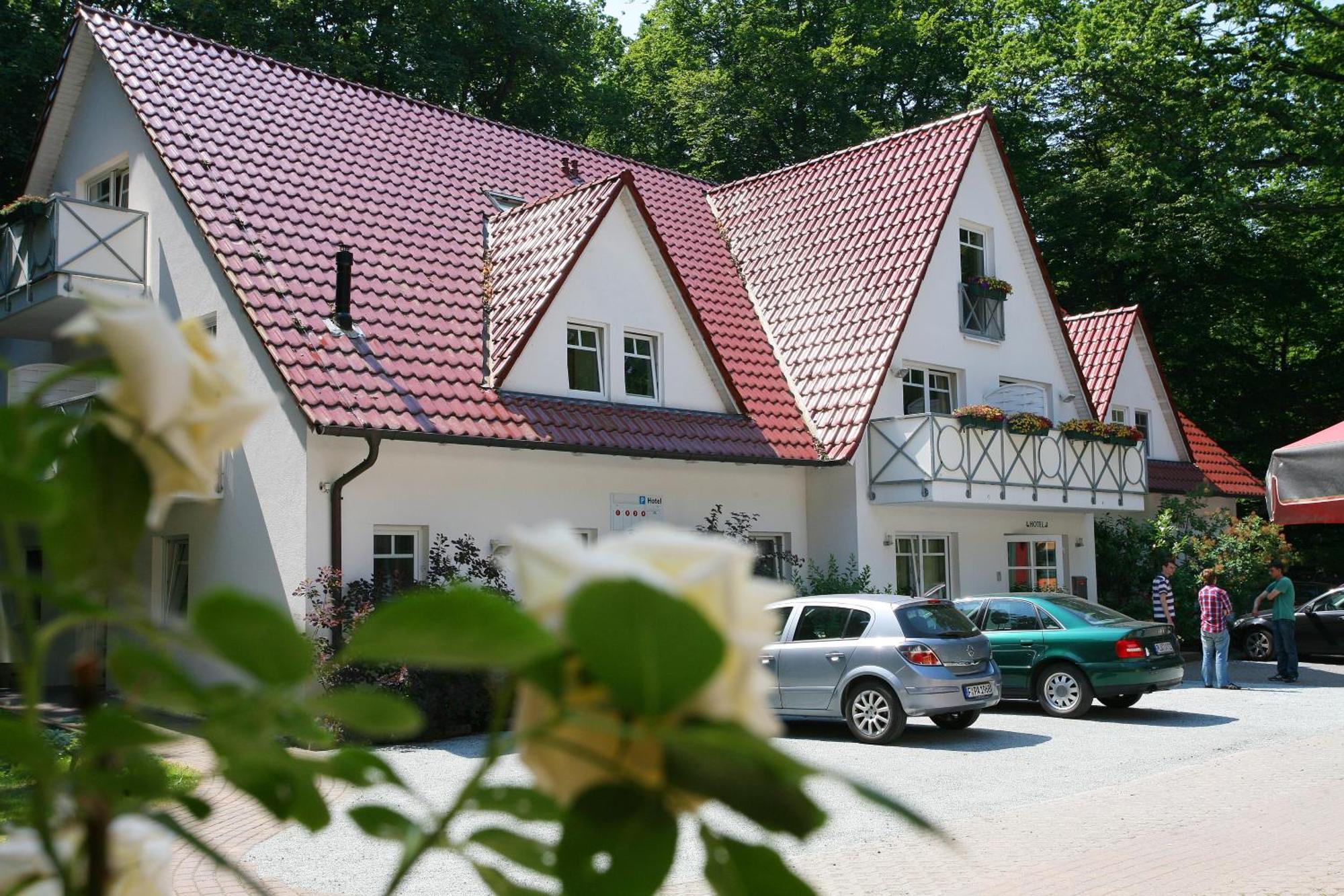 Hotel Kurhaus Devin Stralsund Exterior foto